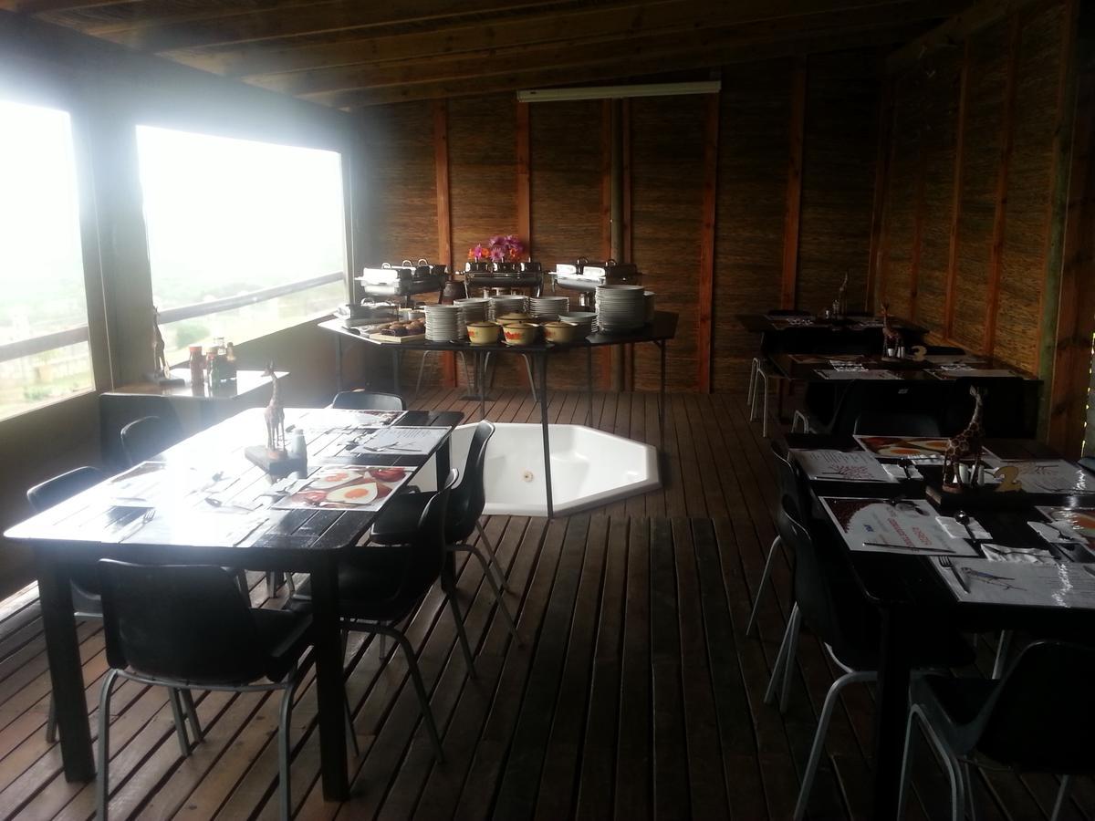 The Hexagon Wildlife Conservation 호텔 Uitenhage 외부 사진